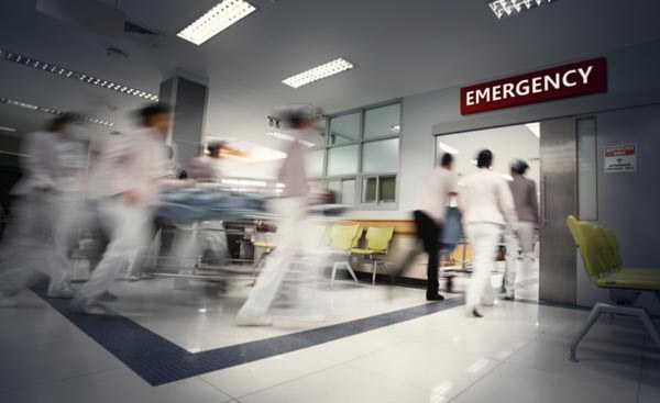 blurry-movement-of-nurses-and-doctors-working-in-the-hospital